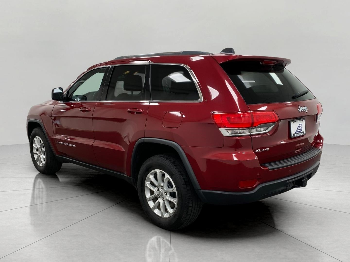 2015 Jeep Grand Cherokee 4WD 4dr Laredo
