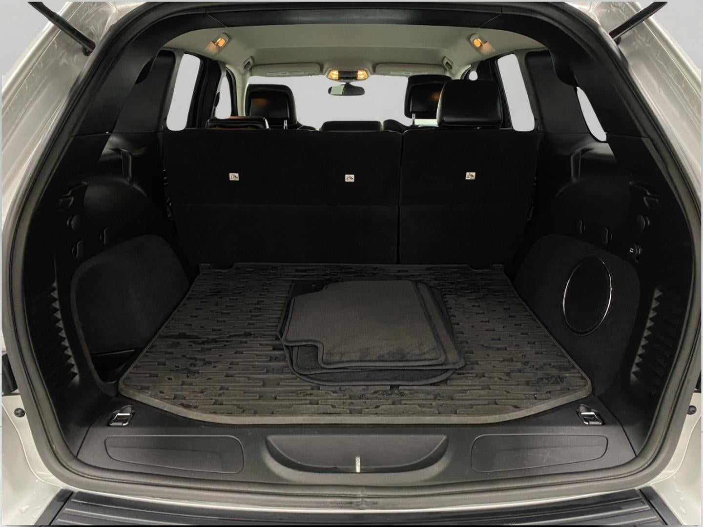 2013 Jeep Grand Cherokee 4WD 4dr Laredo