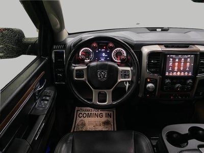 2017 RAM 1500 Laramie 4x4 Crew Cab 5'7 Box