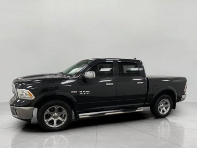 2017 RAM 1500 Laramie 4x4 Crew Cab 5'7 Box