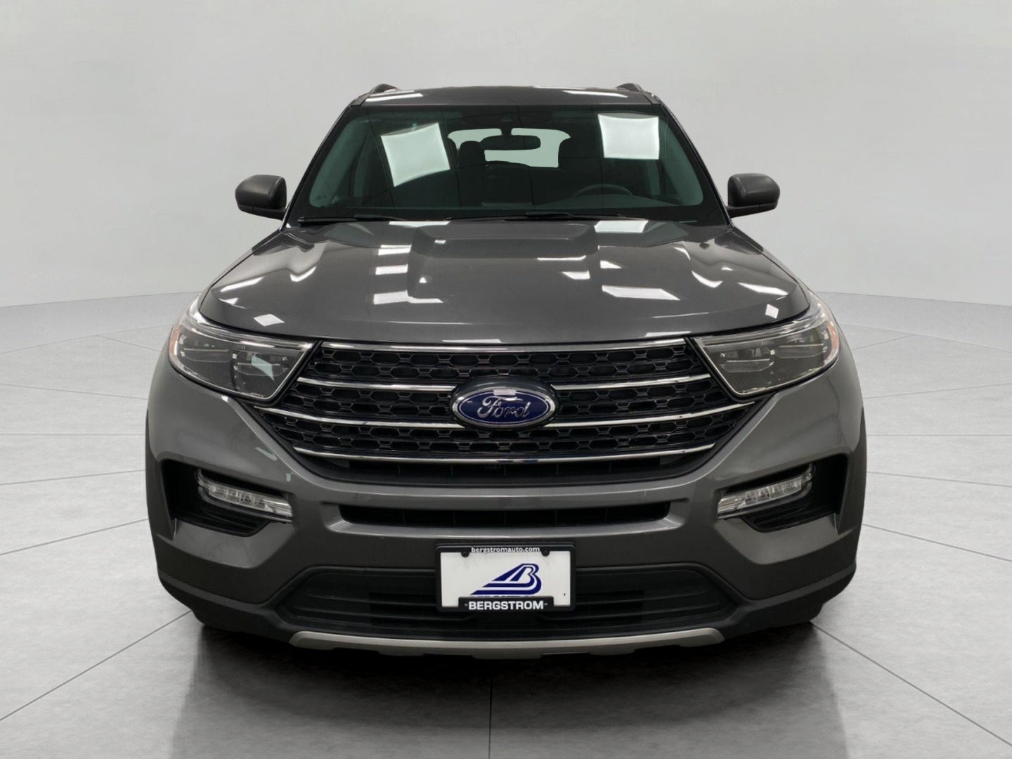 2023 Ford Explorer XLT 4WD
