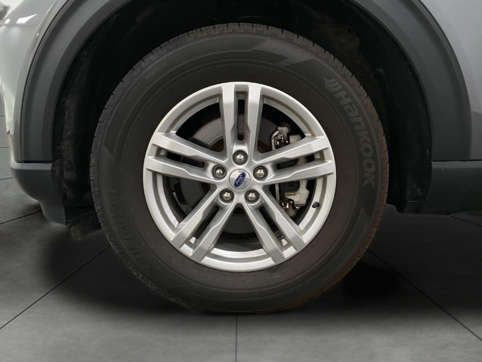 2023 Ford Explorer XLT 4WD