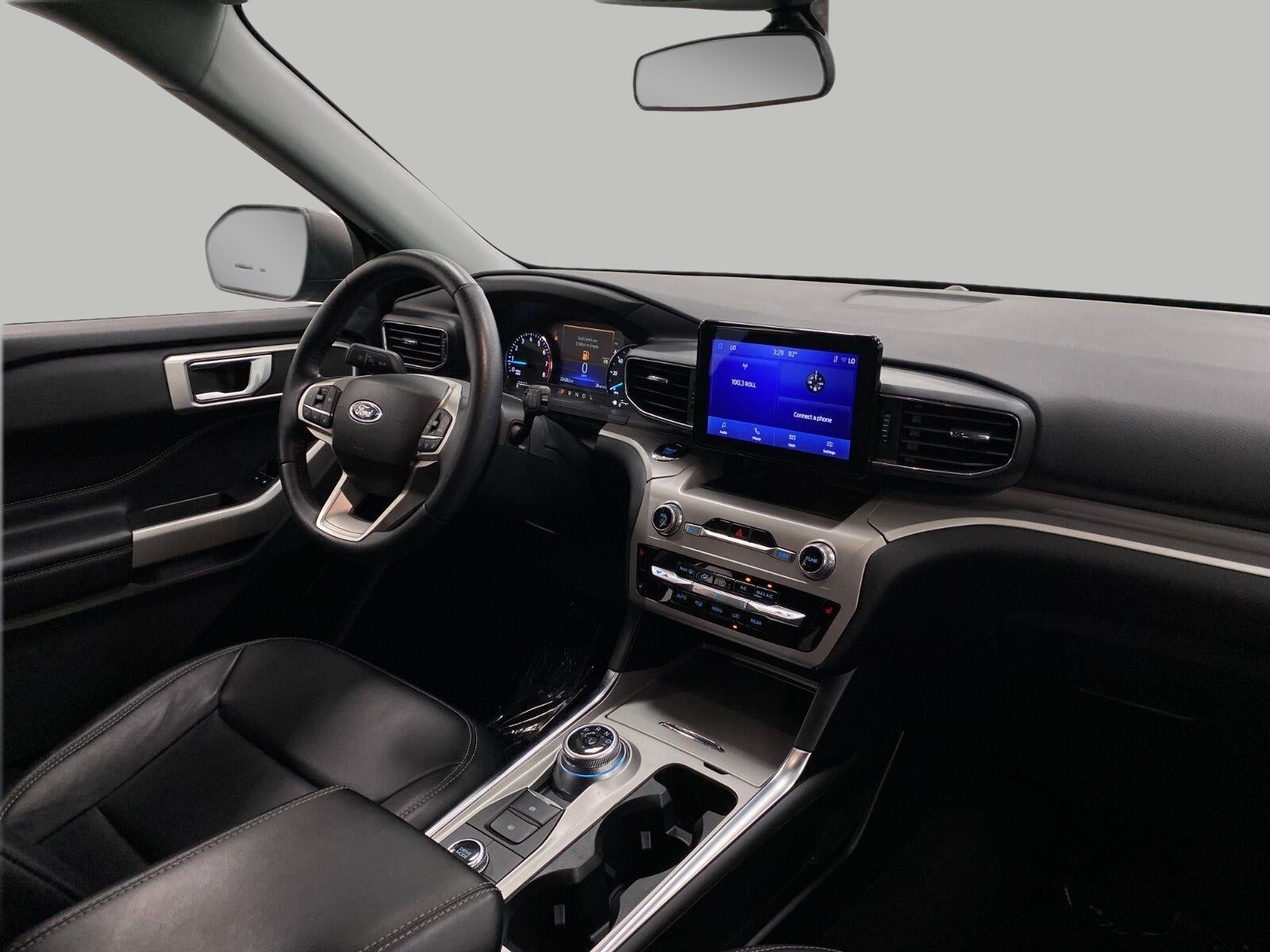 2023 Ford Explorer XLT 4WD