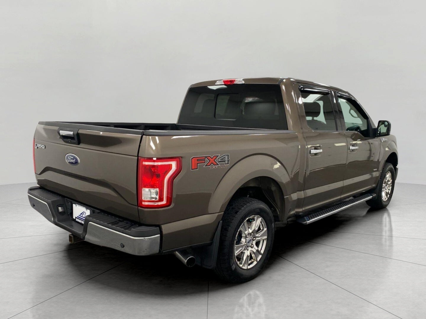 2016 Ford F-150 4WD SuperCrew 145 XLT