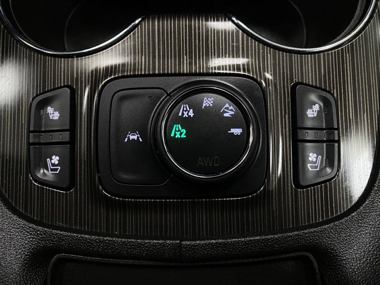 2022 GMC Acadia AWD 4dr SLT