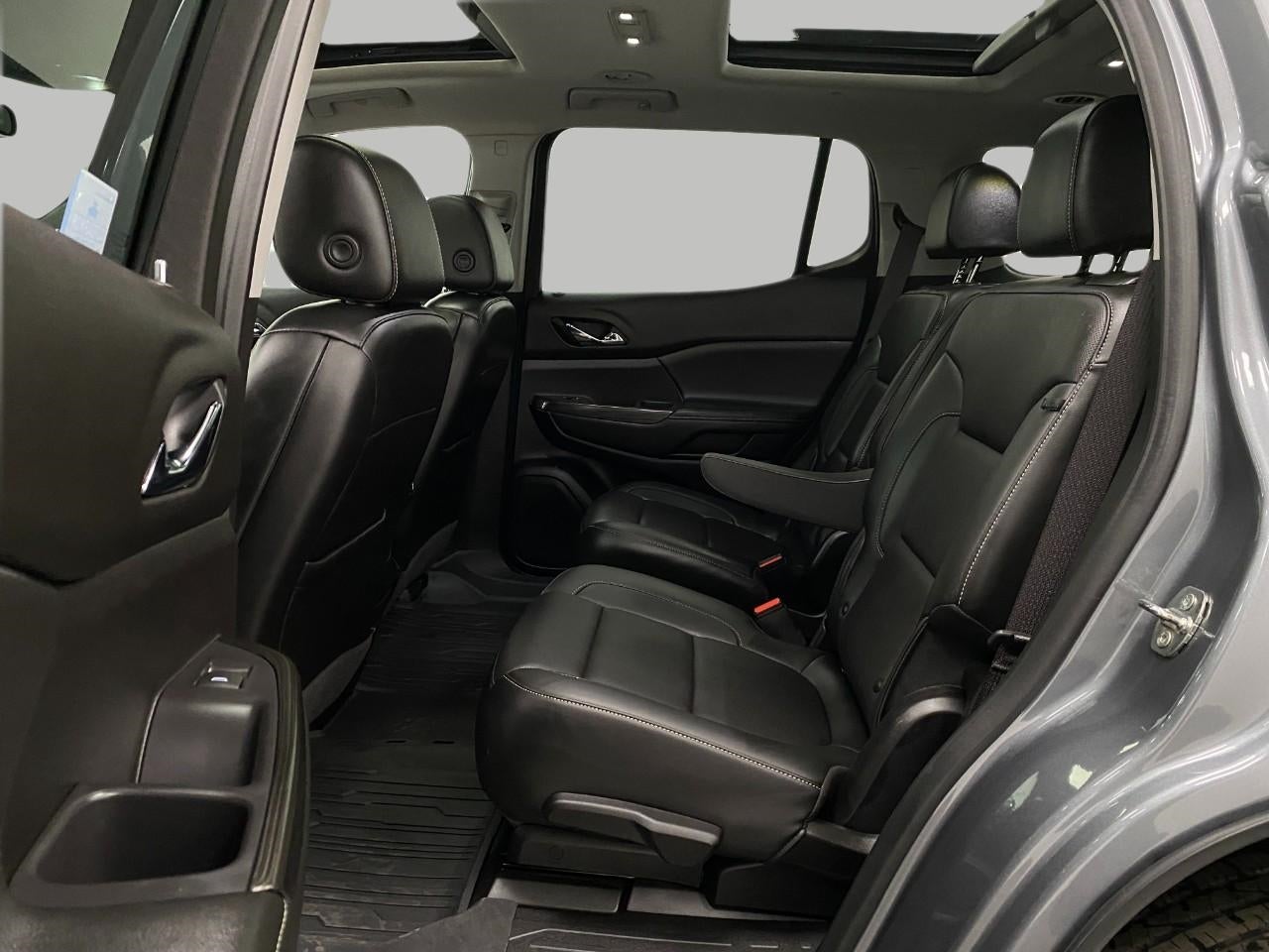 2022 GMC Acadia AWD 4dr SLT