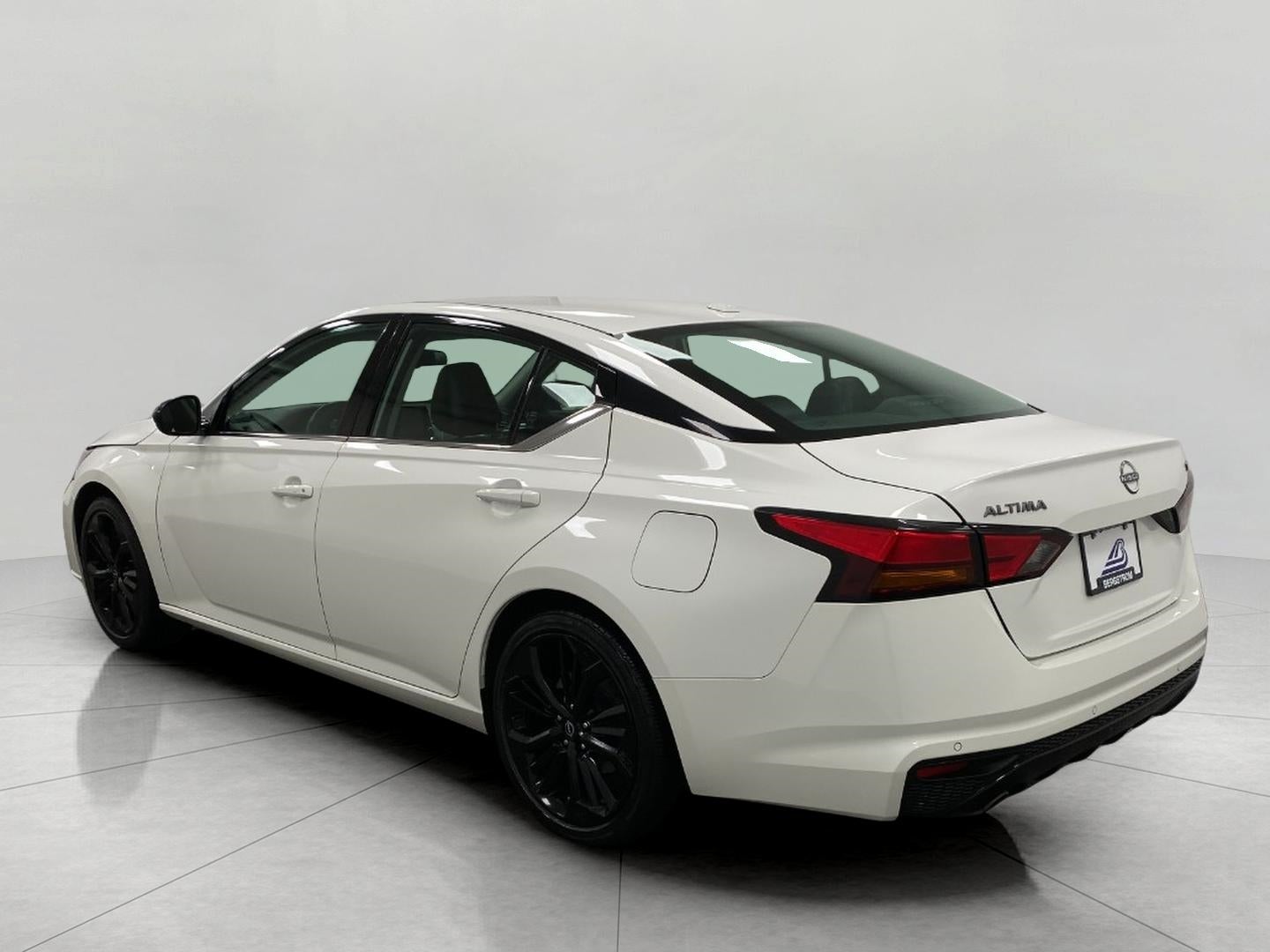 2024 Nissan Altima 2.5 SR Sedan