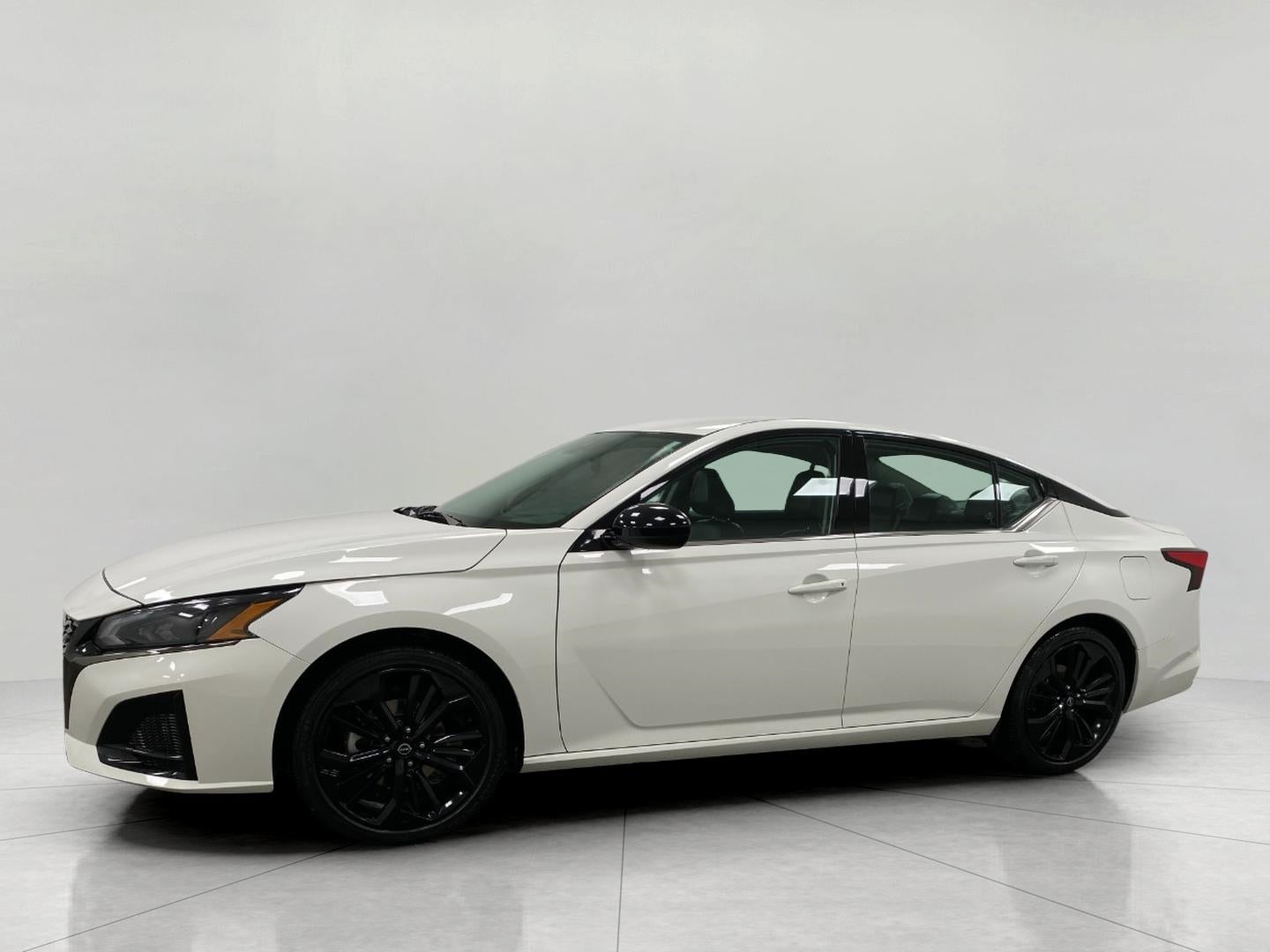 2024 Nissan Altima 2.5 SR Sedan