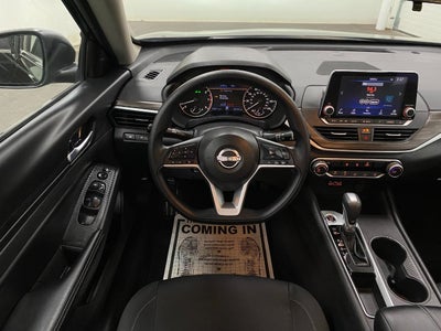 2025 Nissan Altima SV FWD
