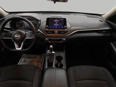 2025 Nissan Altima SV FWD