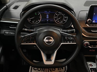 2025 Nissan Altima SV FWD