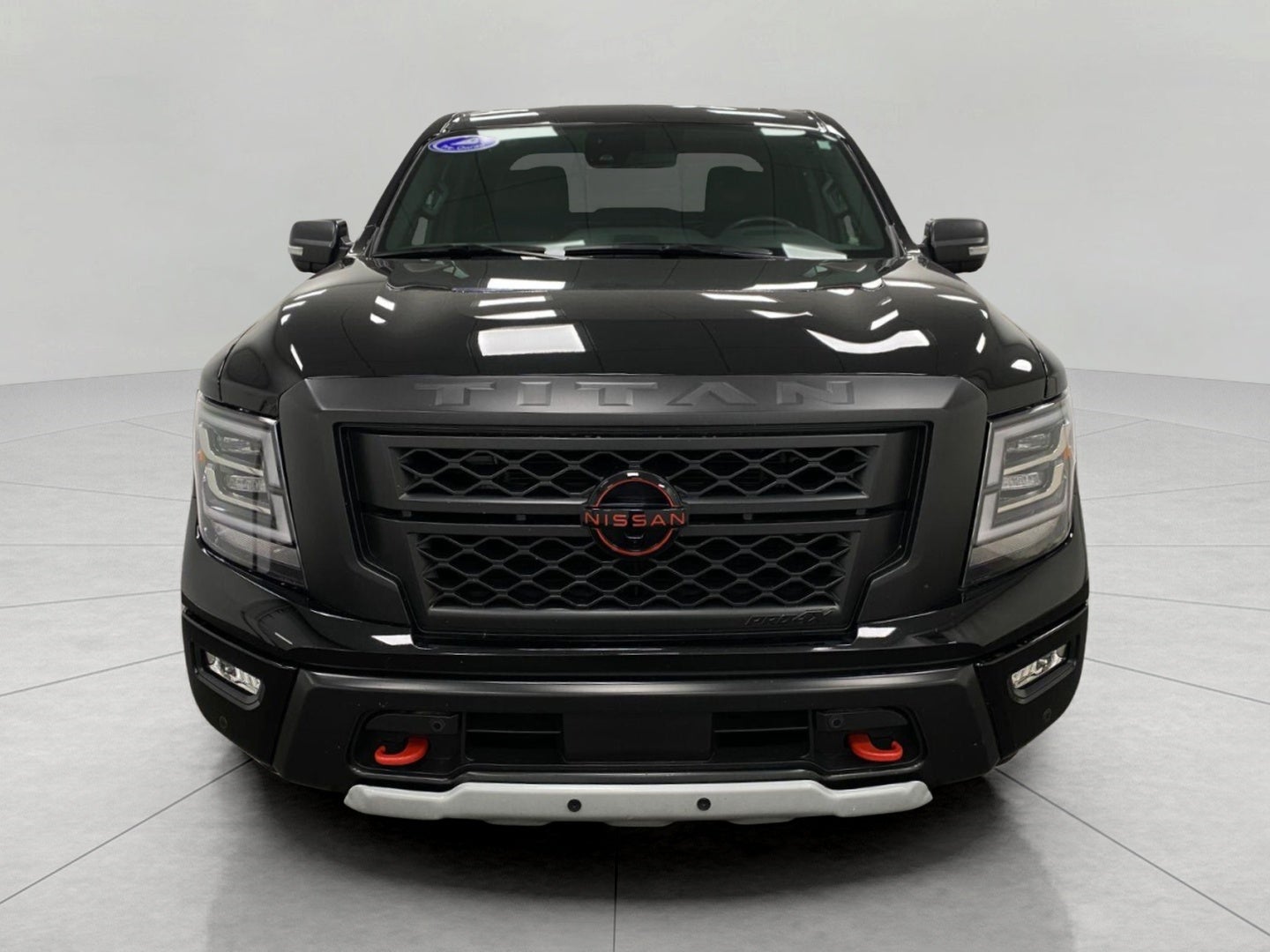 2023 Nissan Titan 4x4 Crew Cab PRO-4X