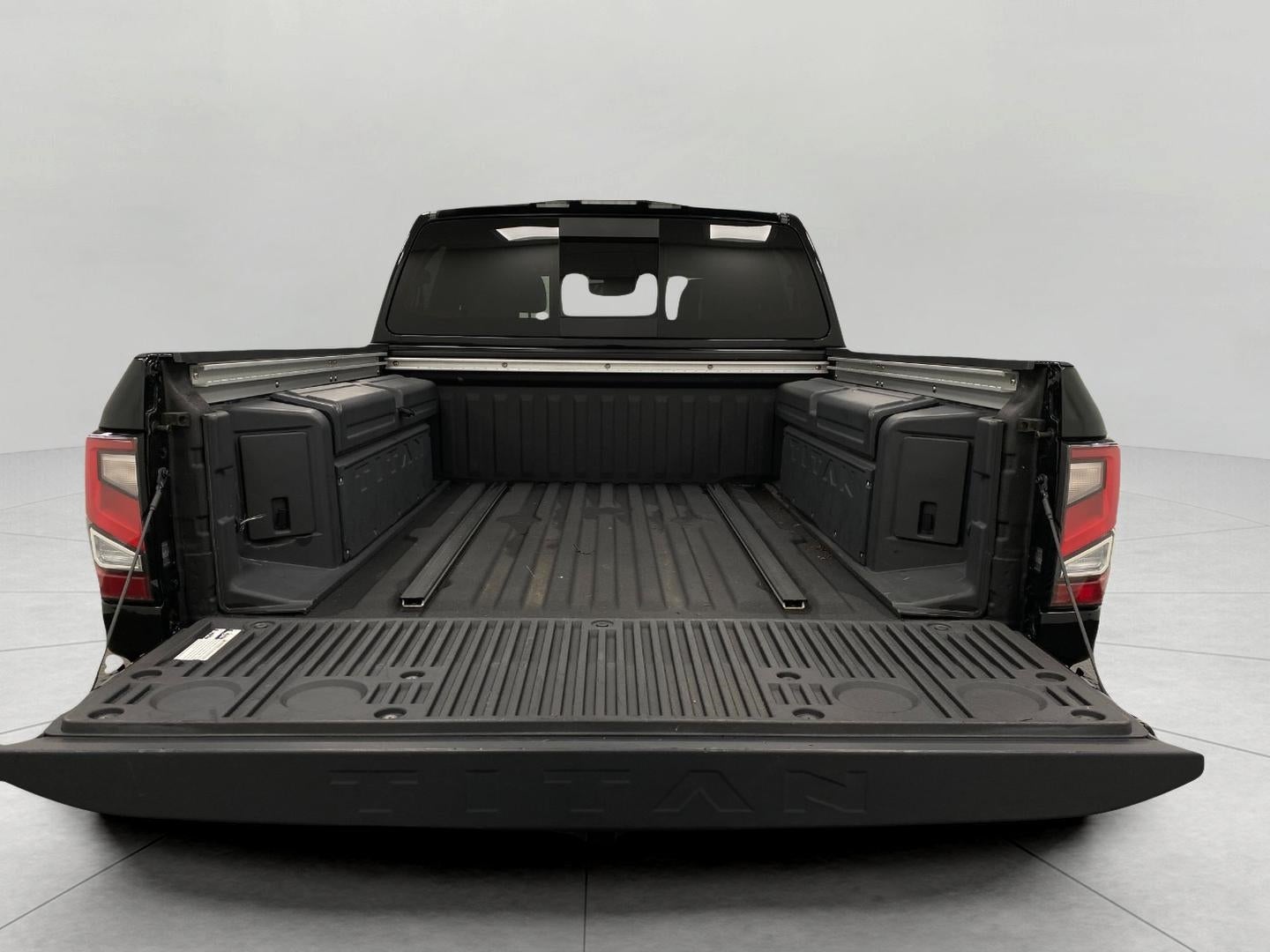 2021 Nissan Titan 4x4 Crew Cab Platinum Reserve