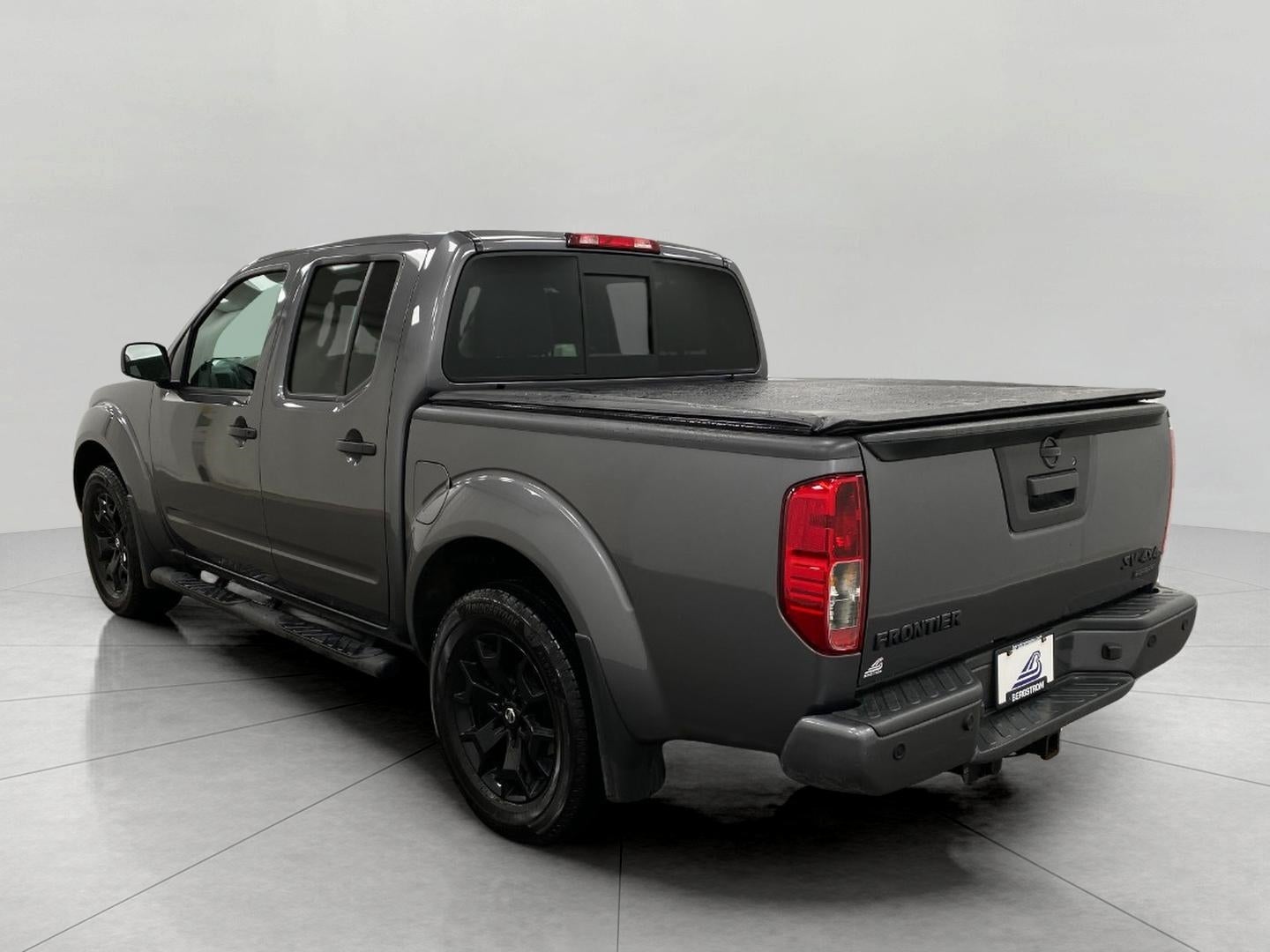 2020 Nissan Frontier Crew Cab 4x4 SV Auto