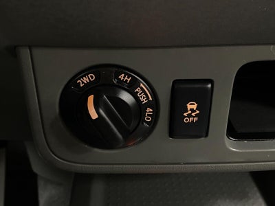 2021 Nissan Frontier Crew Cab 4x4 SV Auto