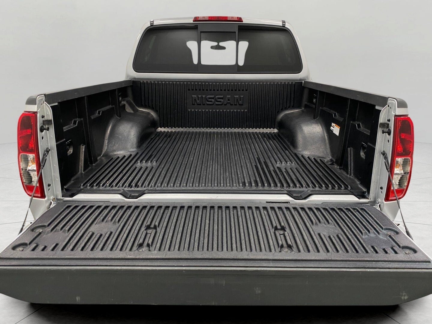 2021 Nissan Frontier Crew Cab 4x4 SV Auto