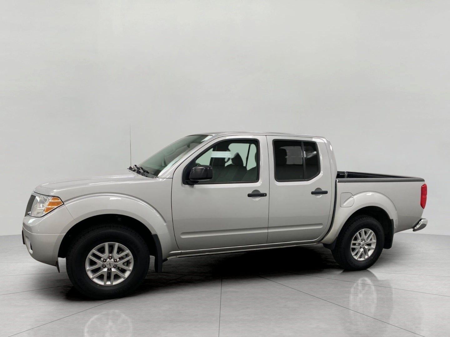 2021 Nissan Frontier Crew Cab 4x4 SV Auto