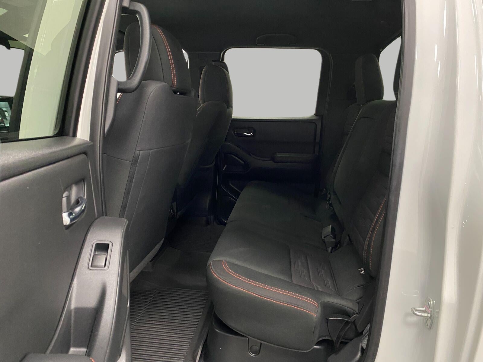 2023 Nissan Frontier Crew Cab 4x4 PRO-4X Auto