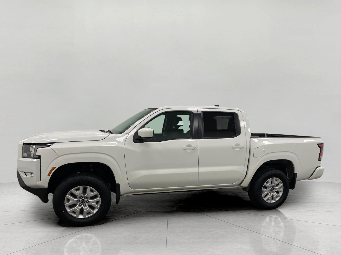 2023 Nissan Frontier Crew Cab 4x4 SV Auto