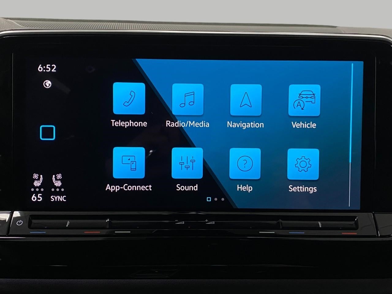 2026 Volkswagen Atlas Cross Sport 2.0T SEL R-Line Black 4MOTION