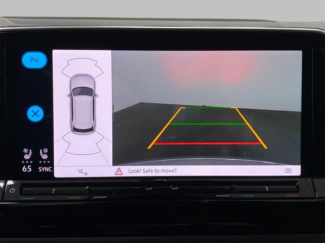 2026 Volkswagen Atlas Cross Sport 2.0T SEL R-Line Black 4MOTION