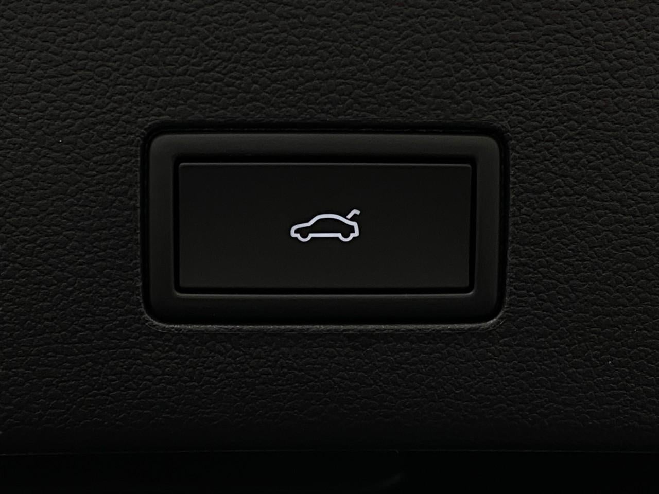 2026 Volkswagen Atlas Cross Sport 2.0T SEL R-Line Black 4MOTION