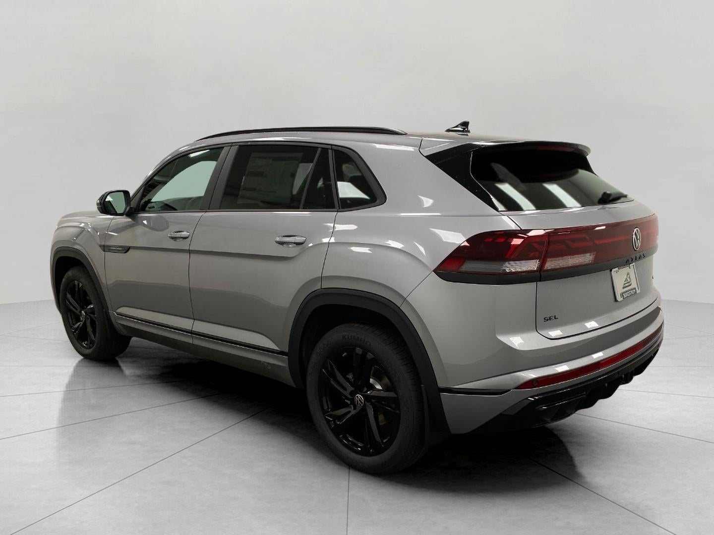 2026 Volkswagen Atlas Cross Sport 2.0T SEL R-Line Black 4MOTION
