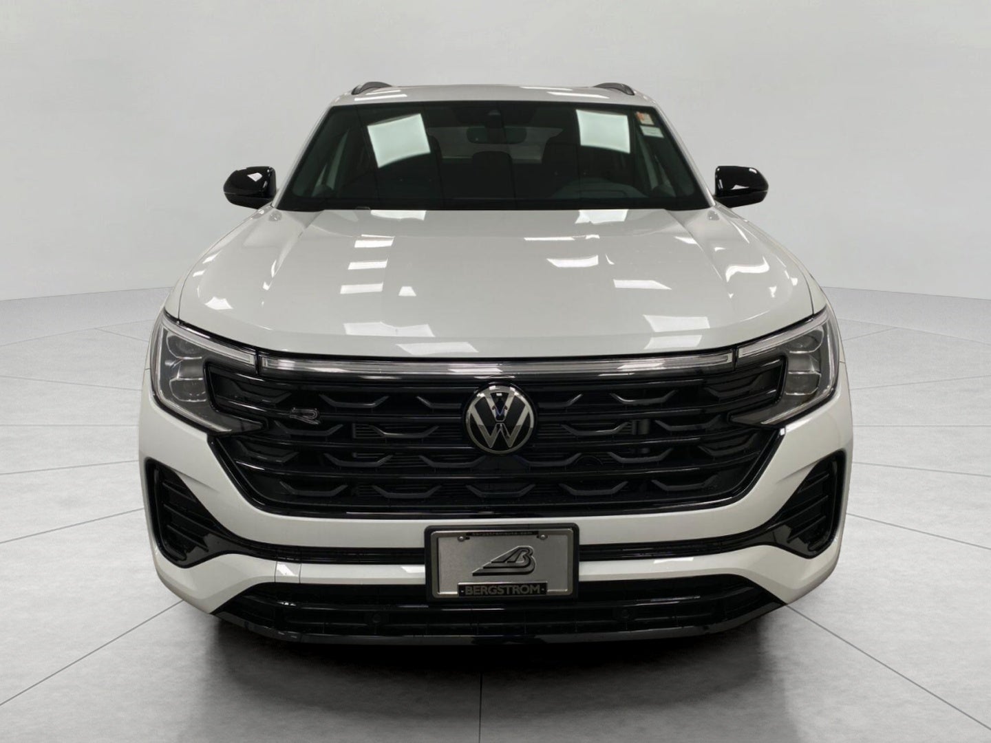 2026 Volkswagen Atlas Cross Sport 2.0T SEL R-Line Black 4MOTION