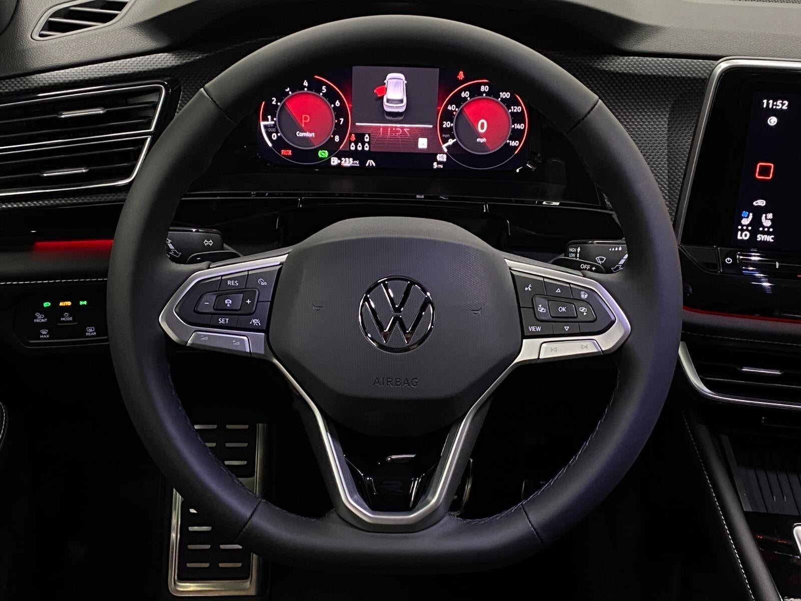 2026 Volkswagen Atlas Cross Sport 2.0T SEL R-Line Black 4MOTION