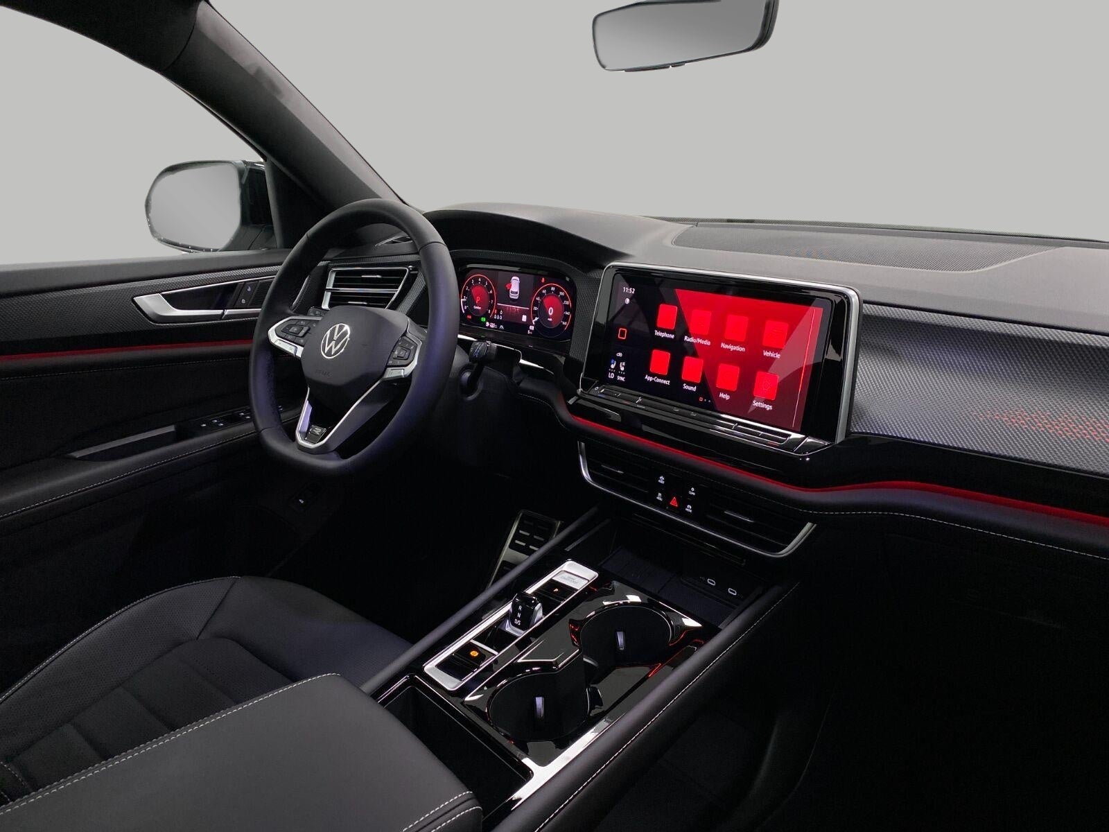 2026 Volkswagen Atlas Cross Sport 2.0T SEL R-Line Black 4MOTION