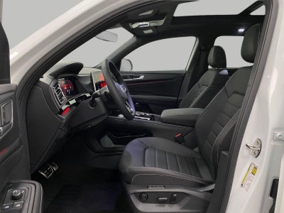 2026 Volkswagen Atlas Cross Sport 2.0T SEL R-Line Black 4MOTION