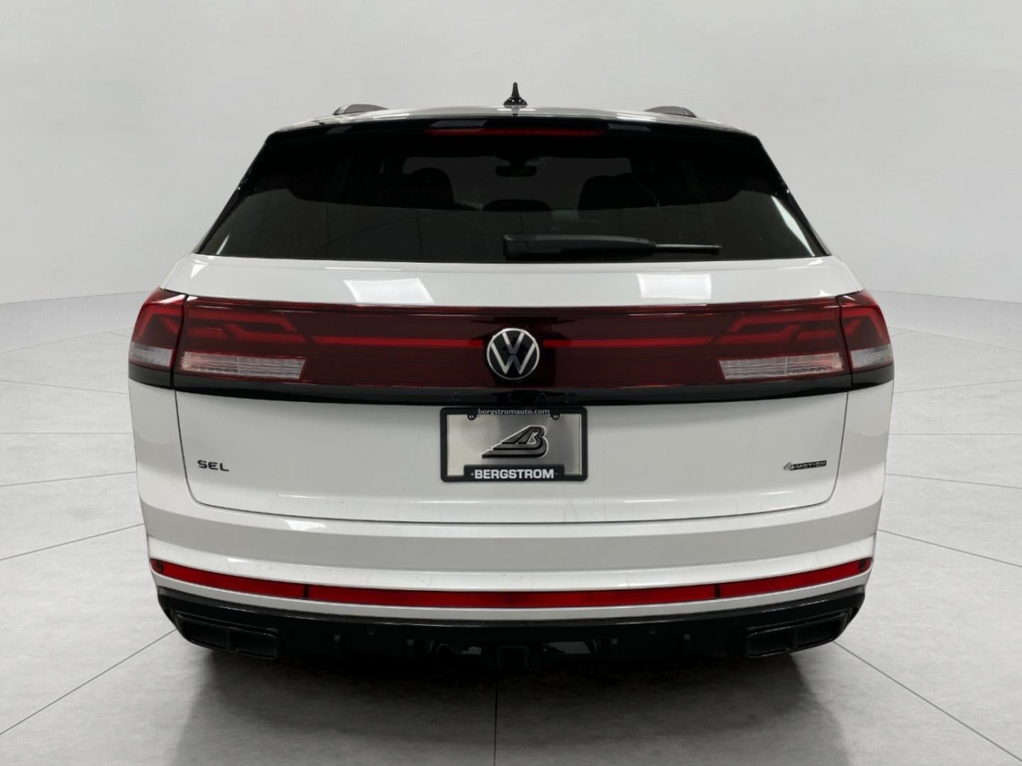 2026 Volkswagen Atlas Cross Sport 2.0T SEL R-Line Black 4MOTION