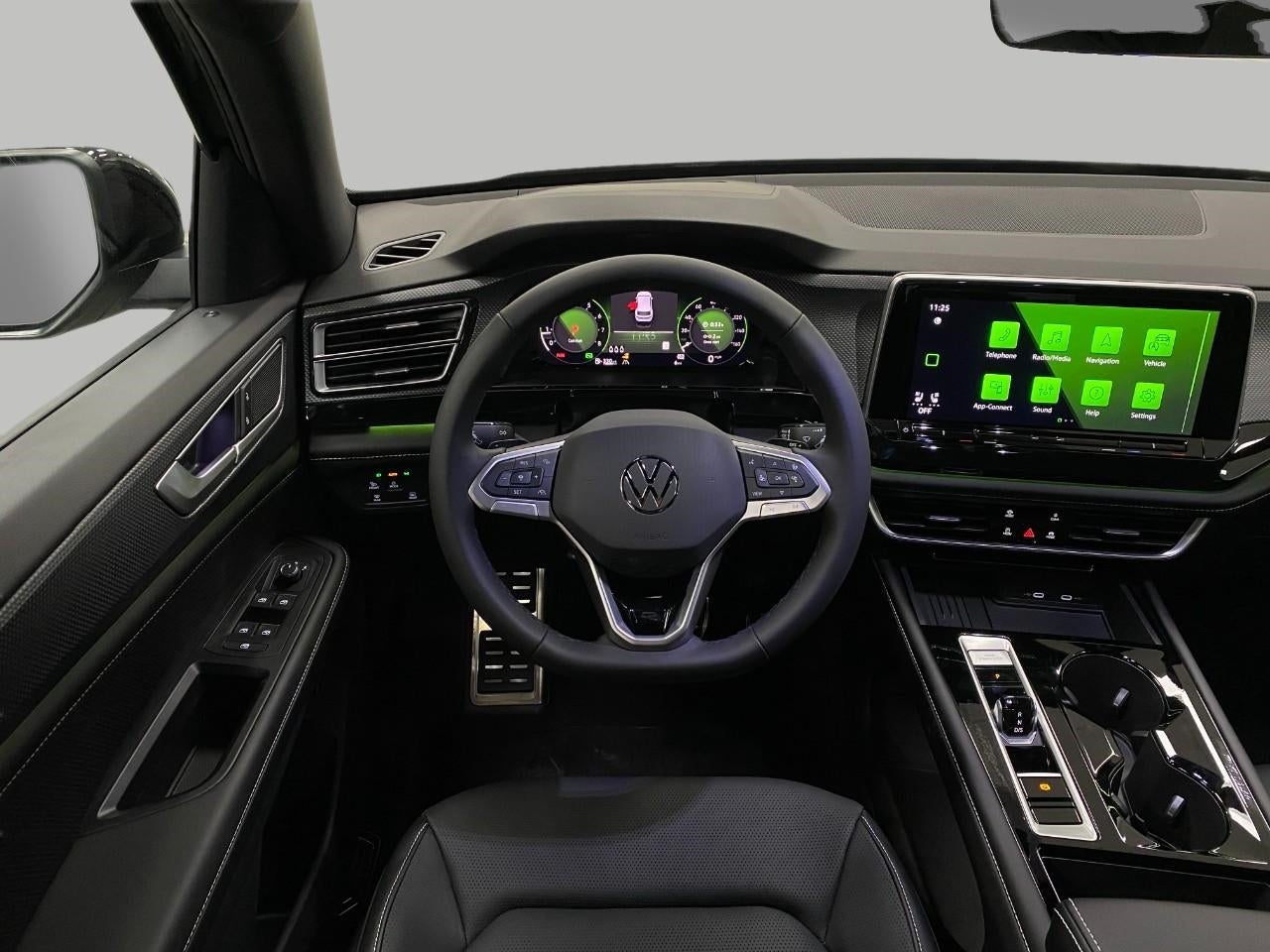 2026 Volkswagen Atlas Cross Sport 2.0T SEL R-Line Black 4MOTION