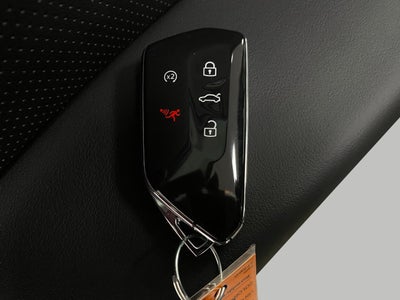 2026 Volkswagen Atlas Cross Sport 2.0T SEL R-Line Black 4MOTION