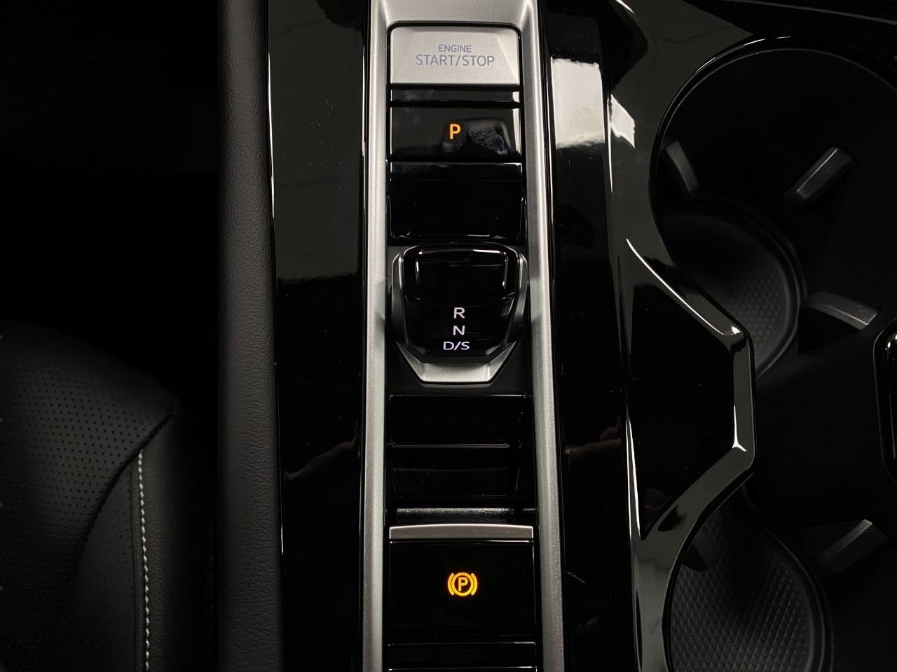 2026 Volkswagen Atlas Cross Sport 2.0T SEL R-Line Black 4MOTION