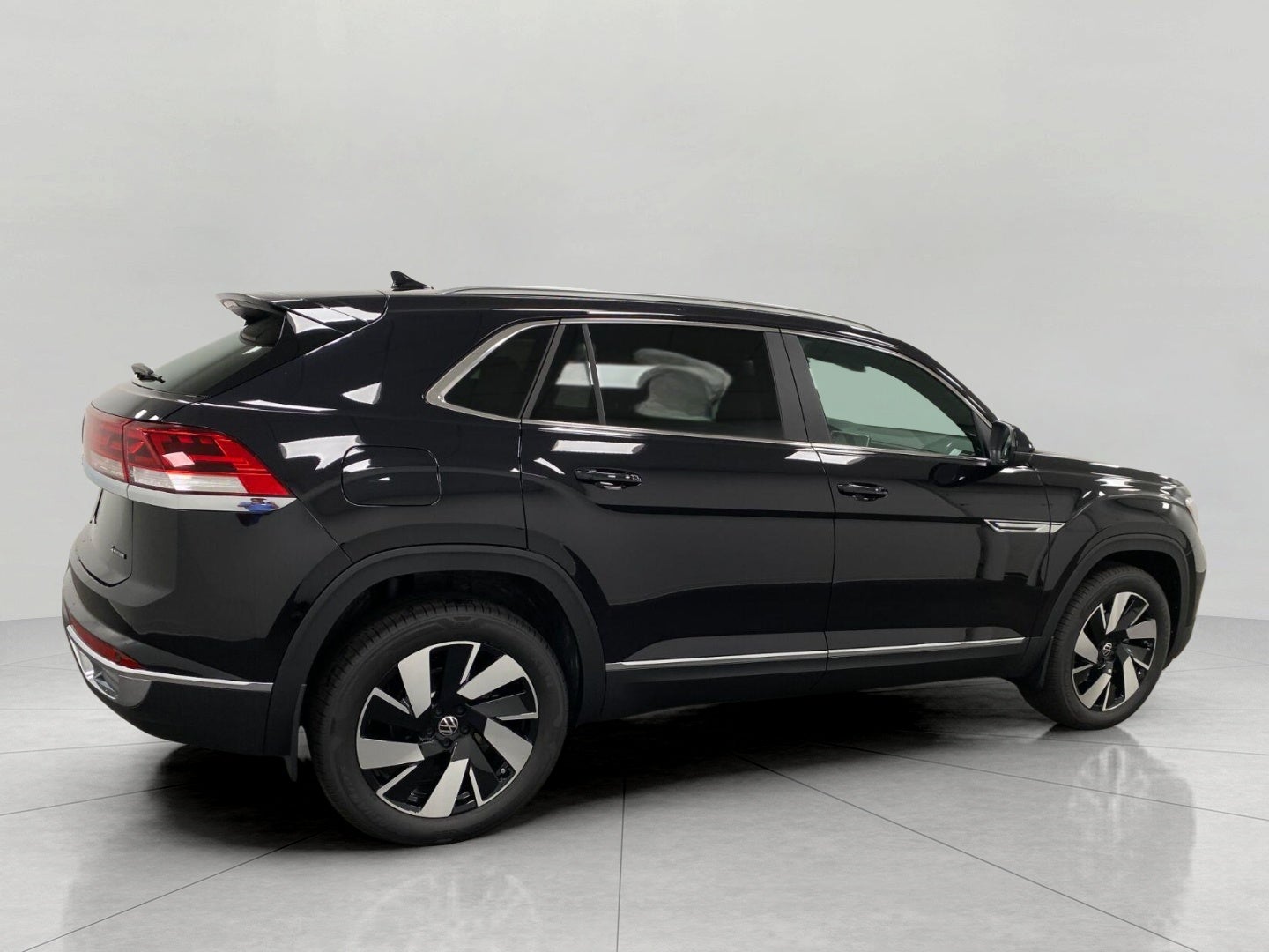 2026 Volkswagen Atlas Cross Sport 2.0T SEL 4MOTION