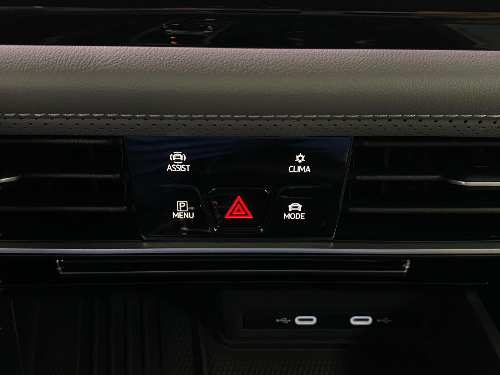 2026 Volkswagen Atlas Cross Sport 2.0T SEL 4MOTION