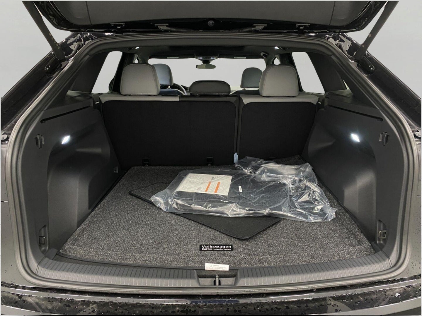 2026 Volkswagen Atlas Cross Sport 2.0T SEL 4MOTION