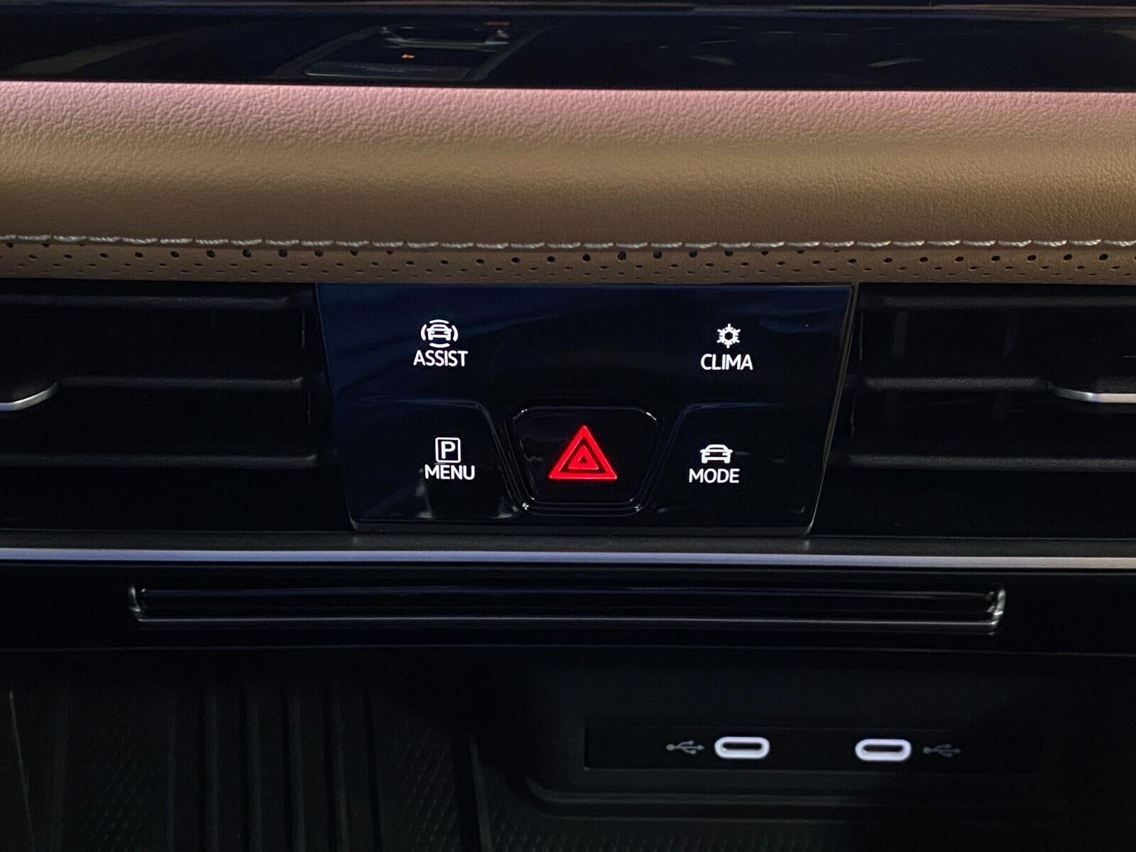 2026 Volkswagen Atlas Cross Sport 2.0T SEL 4MOTION