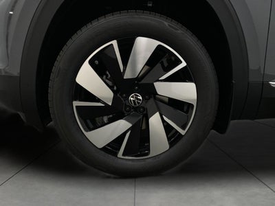 2026 Volkswagen Atlas Cross Sport 2.0T SEL 4MOTION