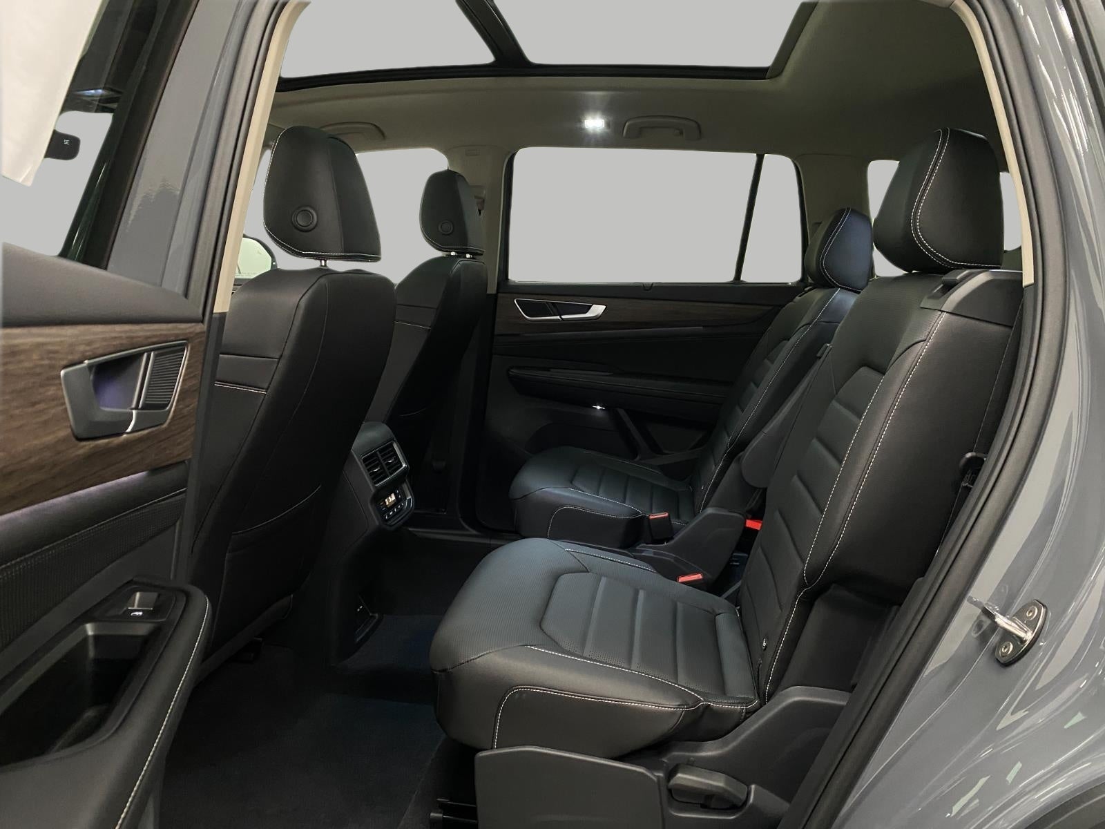 2026 Volkswagen Atlas 2.0T SEL 4MOTION