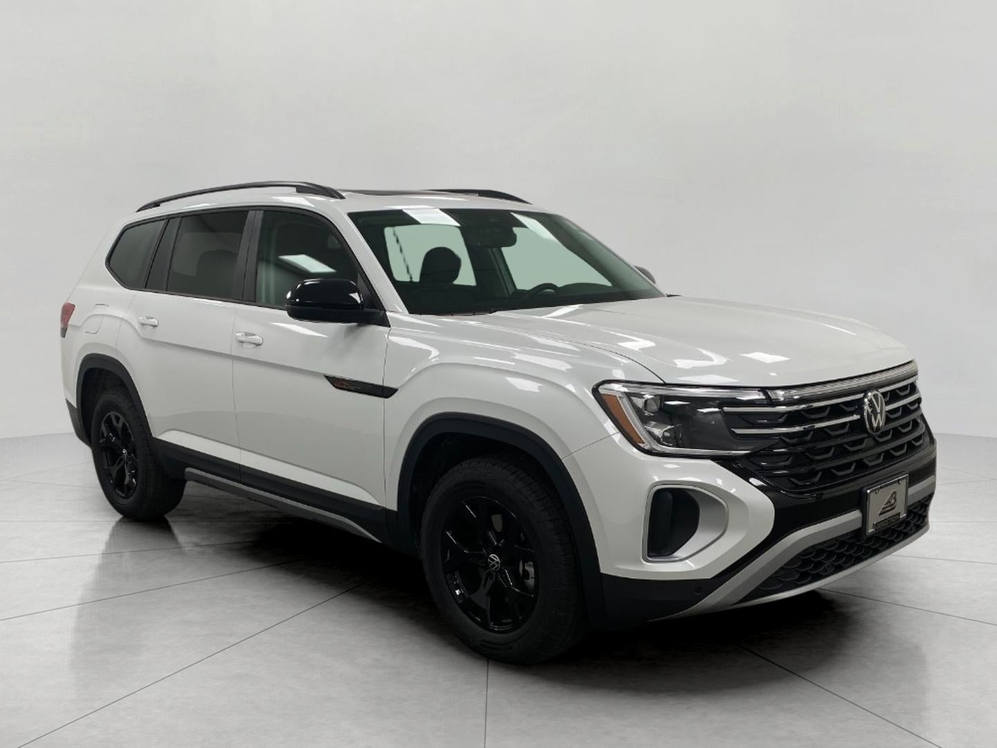 2026 Volkswagen Atlas 2.0T Atlas Peak Edition 4MOTION's photo
