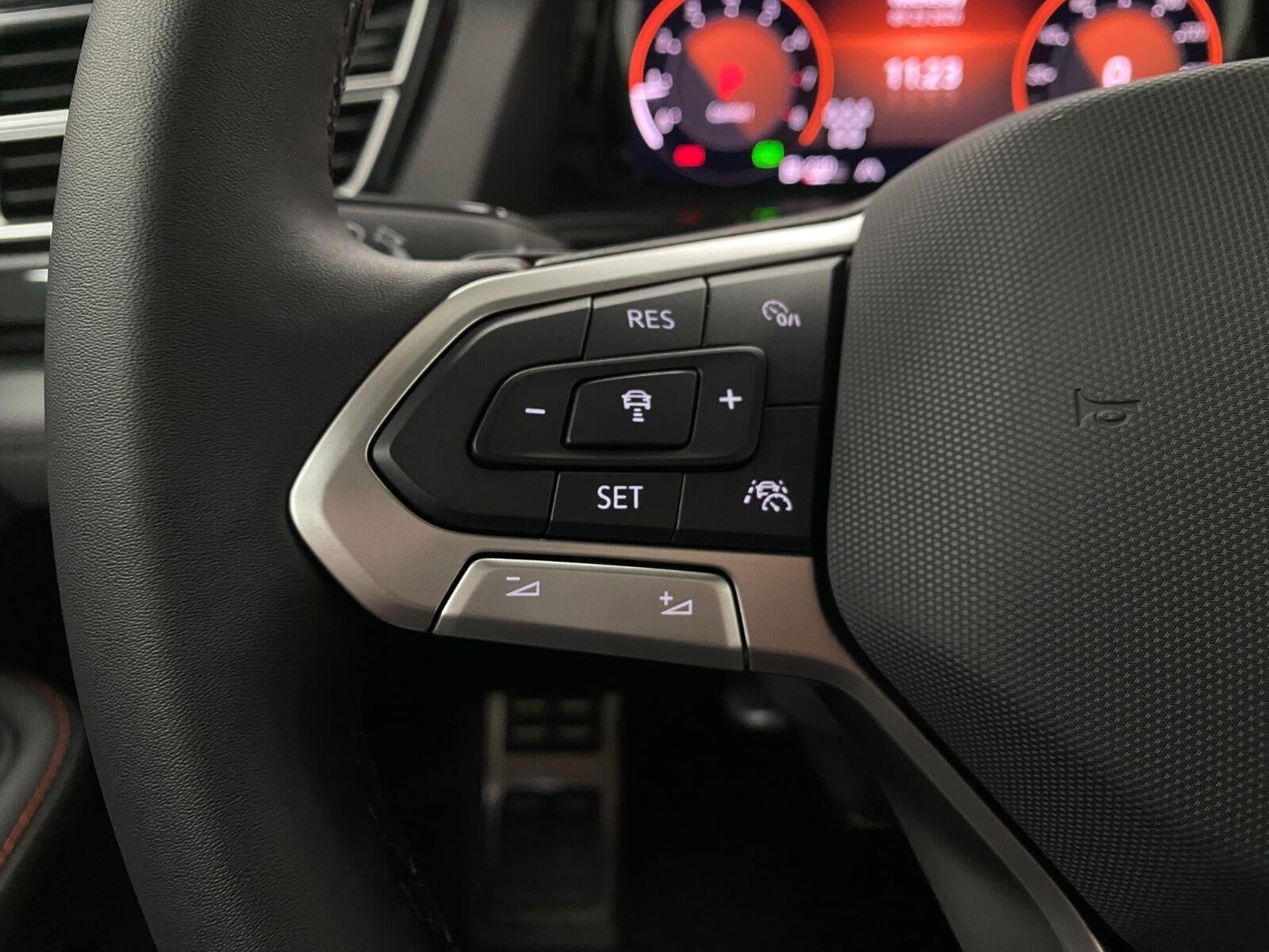 2026 Volkswagen Atlas 2.0T Peak Edition 4MOTION