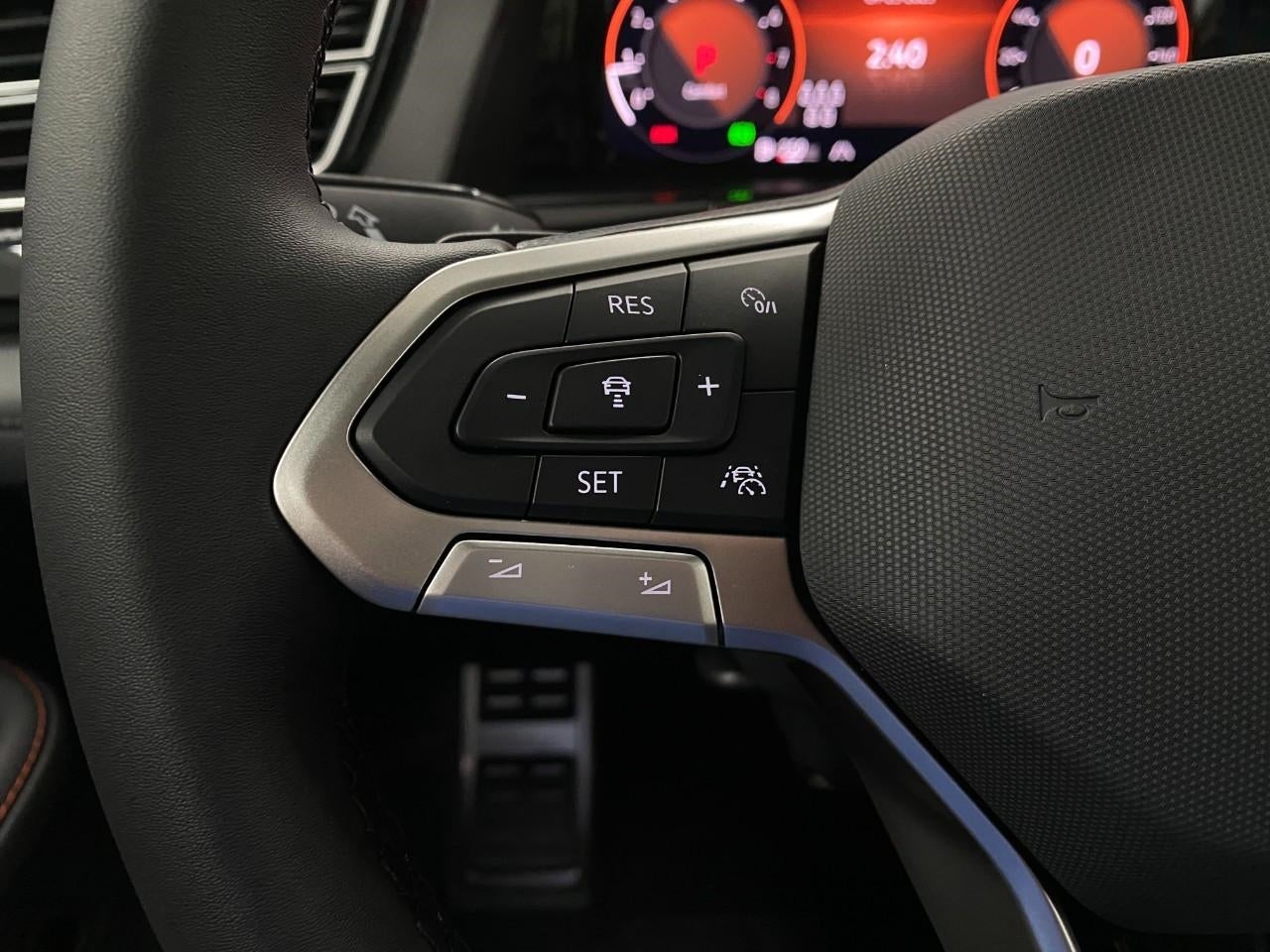 2026 Volkswagen Atlas 2.0T Peak Edition 4MOTION