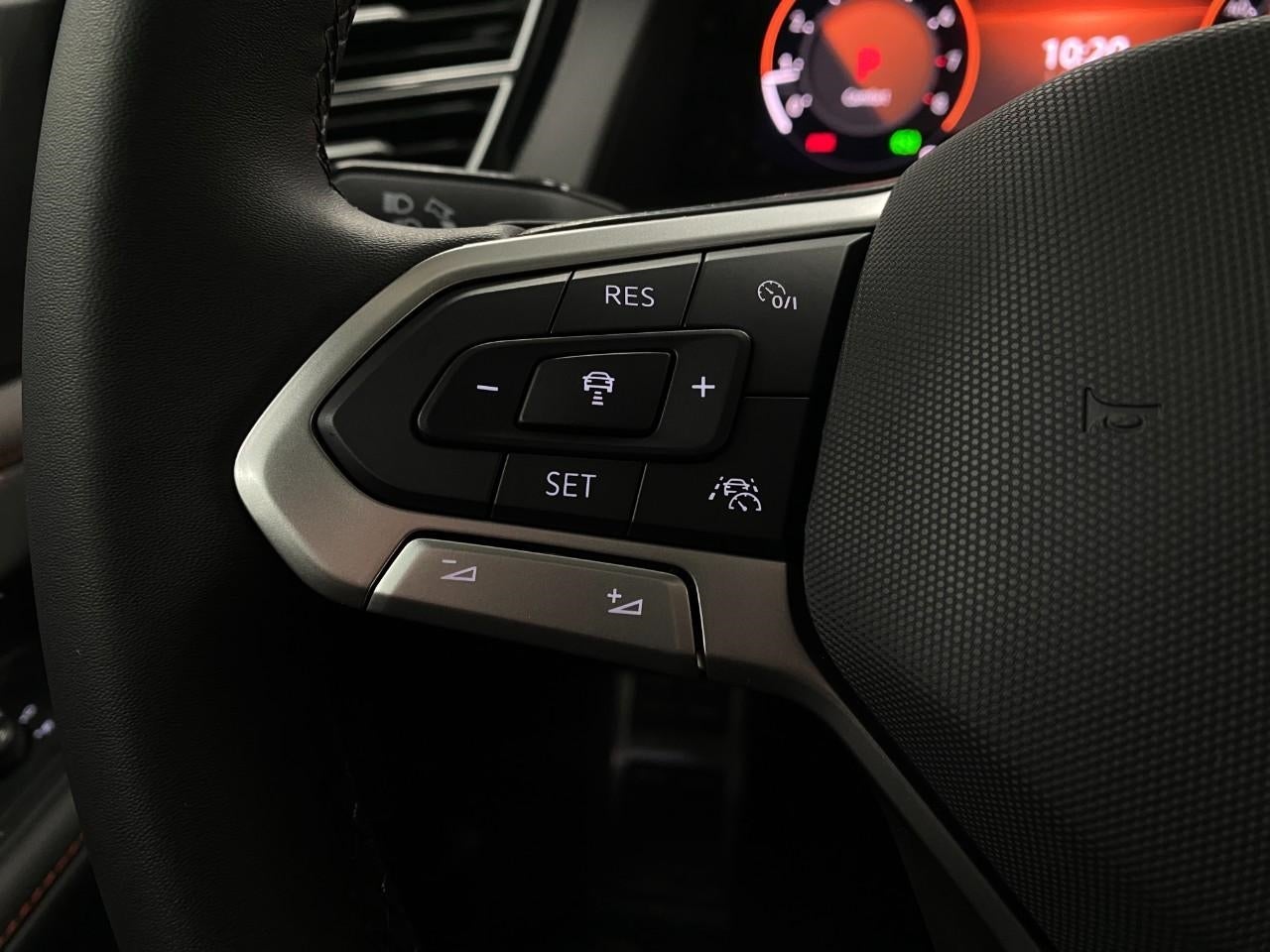 2026 Volkswagen Atlas 2.0T Peak Edition 4MOTION