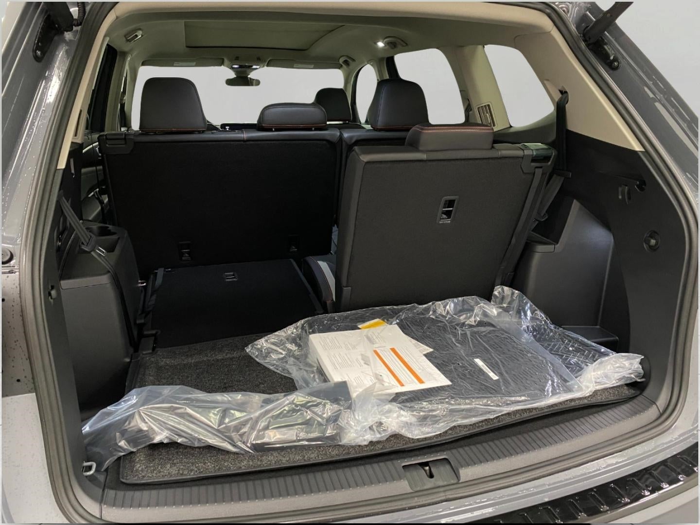 2026 Volkswagen Atlas 2.0T Peak Edition 4MOTION