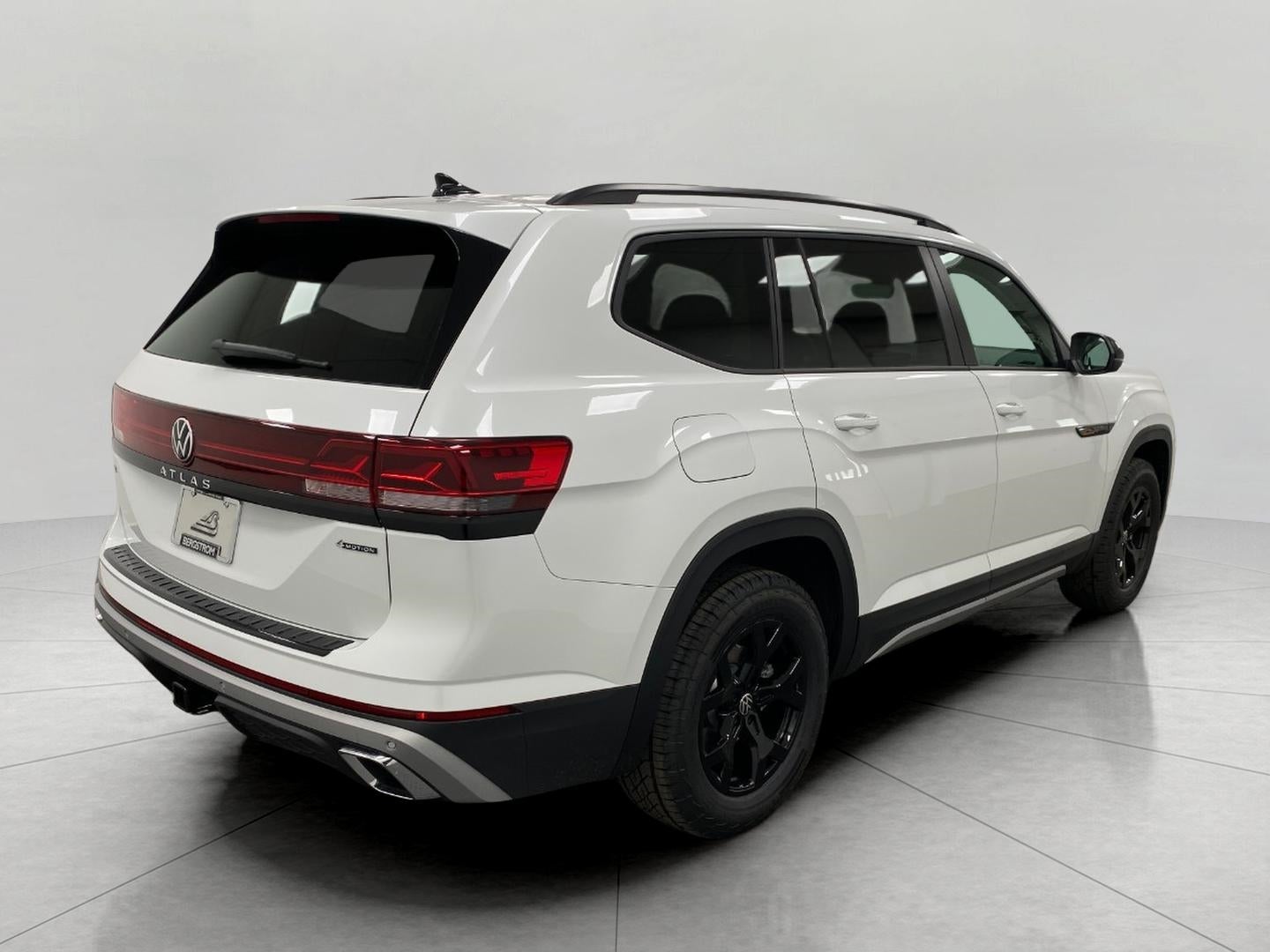 2026 Volkswagen Atlas 2.0T Peak Edition 4MOTION