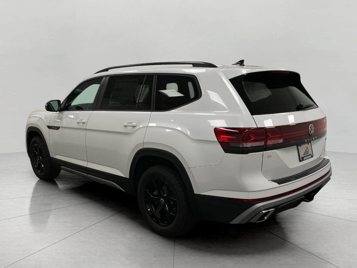 2026 Volkswagen Atlas 2.0T Peak Edition 4MOTION