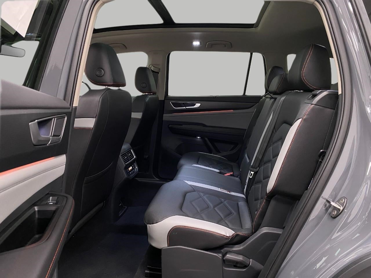2026 Volkswagen Atlas 2.0T Peak Edition 4MOTION
