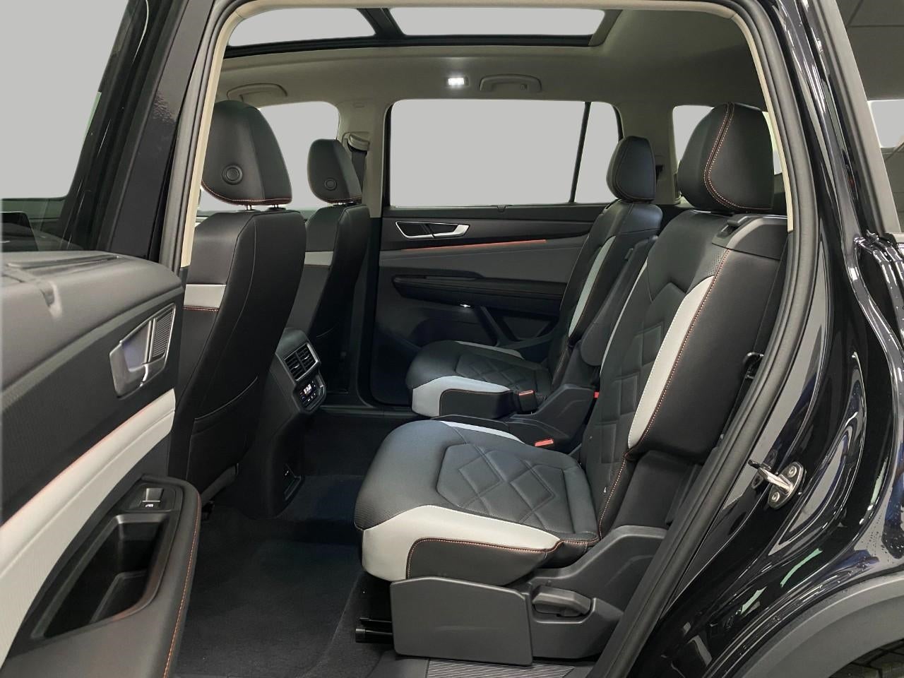 2026 Volkswagen Atlas 2.0T Peak Edition 4MOTION